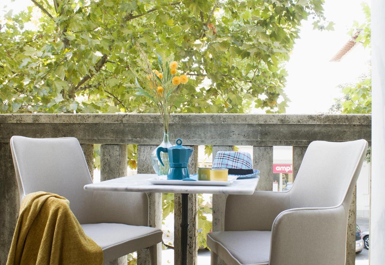 Accanto Al Centro B&B Prato  Luaran gambar