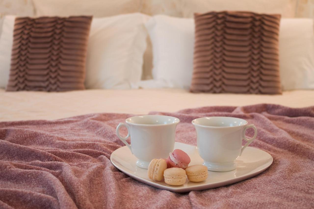 Accanto Al Centro B&B Prato  Luaran gambar