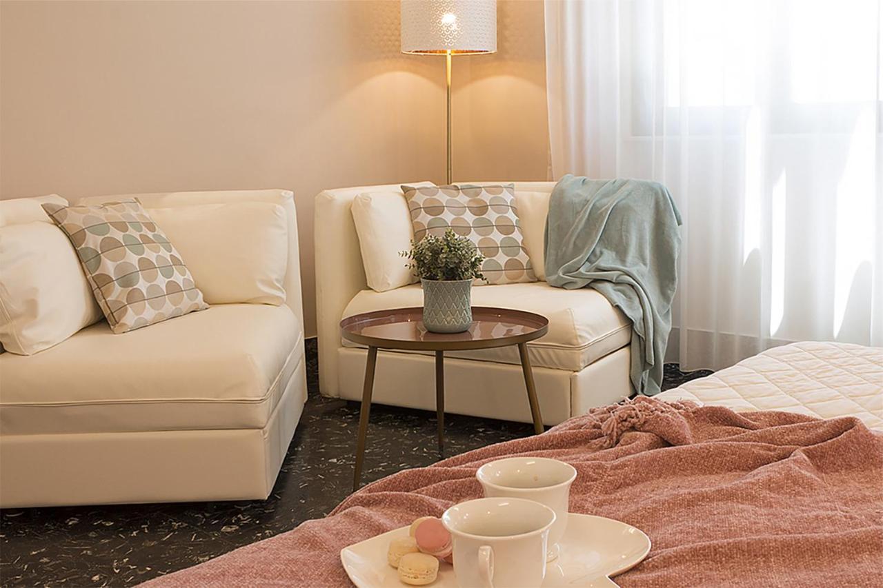 Accanto Al Centro B&B Prato  Luaran gambar